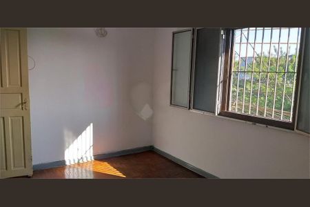 Casa à venda com 4 quartos, 160m² em Vila Sabrina, São Paulo