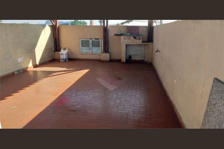 Casa à venda com 4 quartos, 160m² em Vila Sabrina, São Paulo