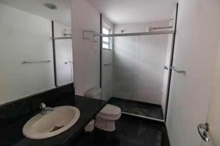 Casa à venda com 80m², 4 quartos e 1 vagaBanheiro da Suíte 2