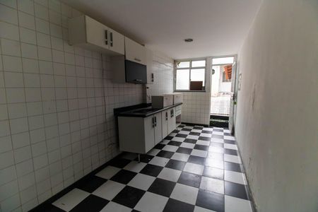 Casa à venda com 80m², 4 quartos e 1 vagaCozinha