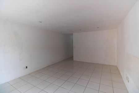Casa à venda com 80m², 4 quartos e 1 vagaSuíte 2