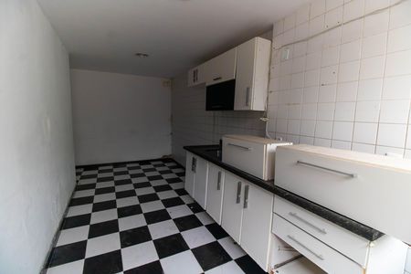 Casa à venda com 80m², 4 quartos e 1 vagaCozinha