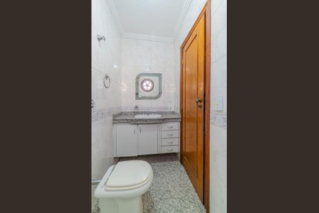Casa à venda com 400m², 3 quartos e 7 vagas Casa à venda com 400m², 3 quartos e 7 vagasBanheiro