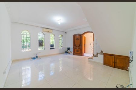Sala de casa à venda com 3 quartos, 400m² em Jardim Analia Franco, São Paulo
