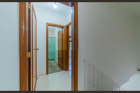 Casa à venda com 400m², 3 quartos e 7 vagas Casa à venda com 400m², 3 quartos e 7 vagasCorredor