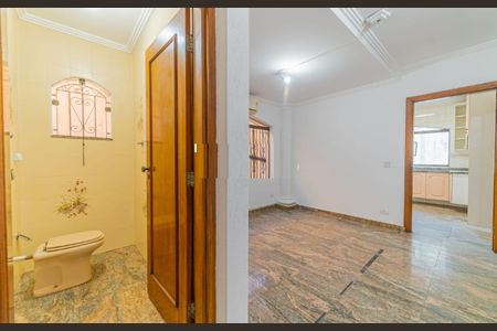 Casa à venda com 400m², 3 quartos e 7 vagas Casa à venda com 400m², 3 quartos e 7 vagasSala