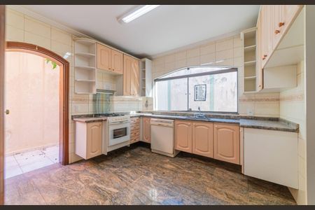Cozinha de casa à venda com 3 quartos, 400m² em Jardim Analia Franco, São Paulo