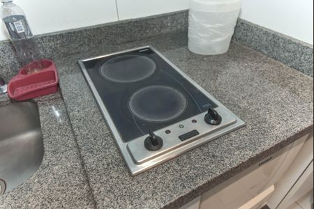 Apartamento à venda com 44m², 1 quarto e sem vaga Apartamento à venda com 44m², 1 quarto e sem vagaCozinha