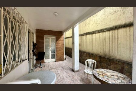 Varanda  de casa à venda com 3 quartos, 135m² em Padre Eustáquio, Belo Horizonte