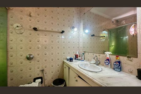 Casa à venda com 135m², 3 quartos e 2 vagas Casa à venda com 135m², 3 quartos e 2 vagasBanheiro