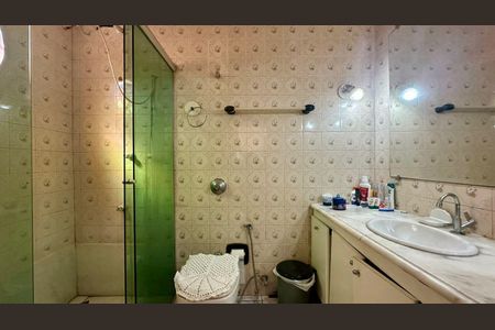 Casa à venda com 135m², 3 quartos e 2 vagas Casa à venda com 135m², 3 quartos e 2 vagasBanheiro