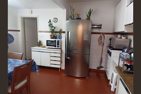Casa à venda com 135m², 2 quartos e 3 vagas