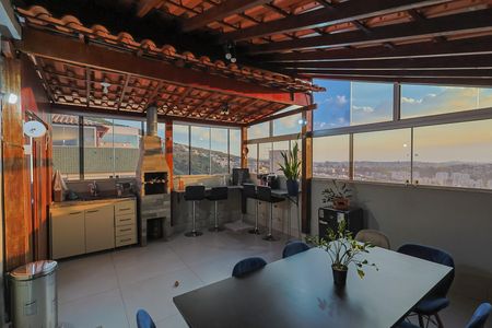 Apartamento à venda com 110m², 3 quartos e 1 vaga Apartamento à venda com 110m², 3 quartos e 1 vagaCobertura