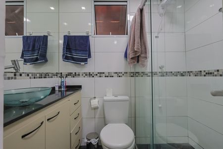 Apartamento à venda com 110m², 3 quartos e 1 vaga Apartamento à venda com 110m², 3 quartos e 1 vagaBanheiro Suíte