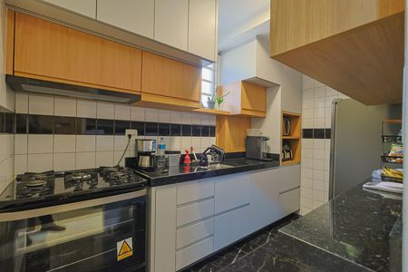 Apartamento à venda com 110m², 3 quartos e 1 vaga Apartamento à venda com 110m², 3 quartos e 1 vagaCozinha