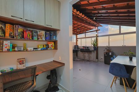 Apartamento à venda com 110m², 3 quartos e 1 vaga Apartamento à venda com 110m², 3 quartos e 1 vagaCobertura