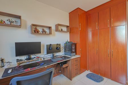 Apartamento à venda com 110m², 3 quartos e 1 vaga Apartamento à venda com 110m², 3 quartos e 1 vagaQuarto 2