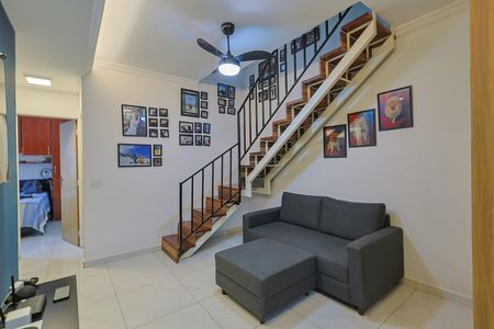 Apartamento à venda com 110m², 3 quartos e 1 vaga Apartamento à venda com 110m², 3 quartos e 1 vagaSala