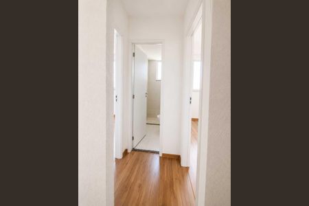 Corredor de apartamento para alugar com 2 quartos, 50m² em Bairro da Glória, Contagem