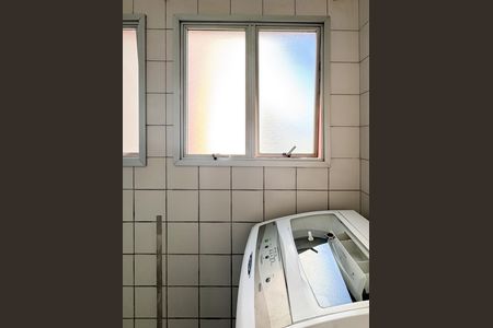 Apartamento para alugar com 79m², 3 quartos e 1 vagaÁrea de Serviço