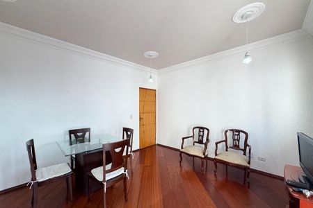 Apartamento para alugar com 79m², 3 quartos e 1 vagaSala