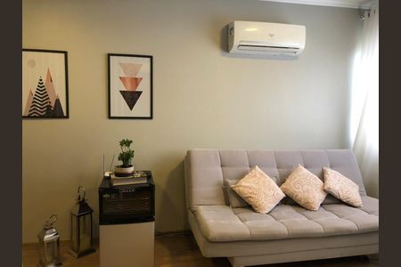 Apartamento à venda com 53m², 2 quartos e 1 vaga Apartamento à venda com 53m², 2 quartos e 1 vagaSala