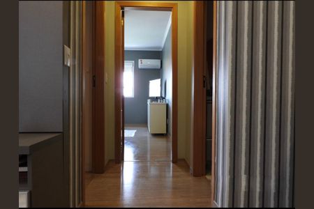 Apartamento à venda com 53m², 2 quartos e 1 vaga Apartamento à venda com 53m², 2 quartos e 1 vagaCorredor