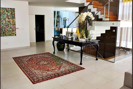 Casa à venda com 4 quartos, 716m² em Vila Albertina, São Paulo