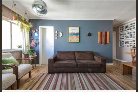 Apartamento à venda com 82m², 2 quartos e 1 vagaFoto 02