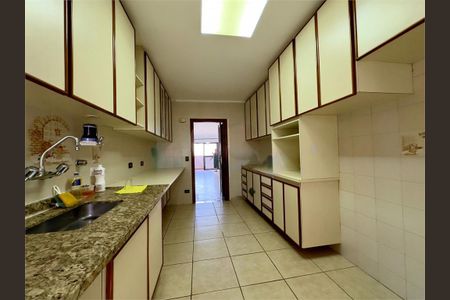Apartamento à venda com 157m², 4 quartos e 2 vagas