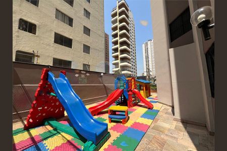 Apartamento à venda com 157m², 4 quartos e 2 vagas