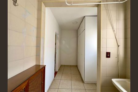 Apartamento à venda com 157m², 4 quartos e 2 vagas