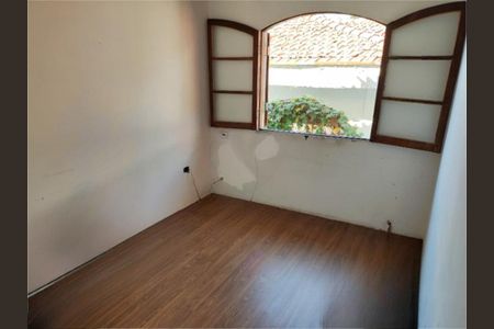 Casa à venda com 3 quartos, 180m² em Jardim Leonor Mendes de Barros, São Paulo