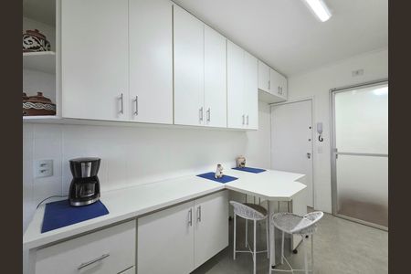 Apartamento para alugar com 85m², 2 quartos e 1 vagaCozinha