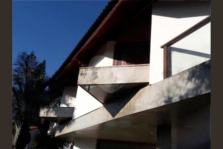 Casa à venda com 409m², 3 quartos e 4 vagas