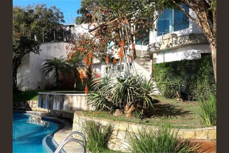Casa à venda com 409m², 3 quartos e 4 vagas