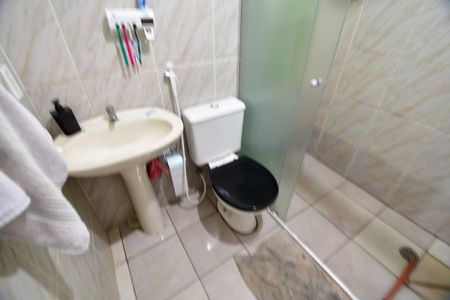 Casa para alugar com 200m², 3 quartos e 2 vagasBanheiro 