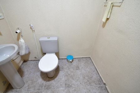 Casa para alugar com 200m², 3 quartos e 2 vagasBanheiro
