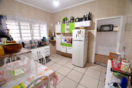 Casa para alugar com 200m², 3 quartos e 2 vagasCozinha
