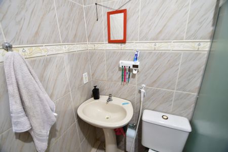 Casa para alugar com 200m², 3 quartos e 2 vagasBanheiro 