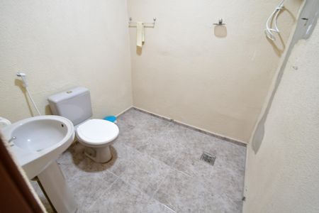 Casa para alugar com 200m², 3 quartos e 2 vagasBanheiro