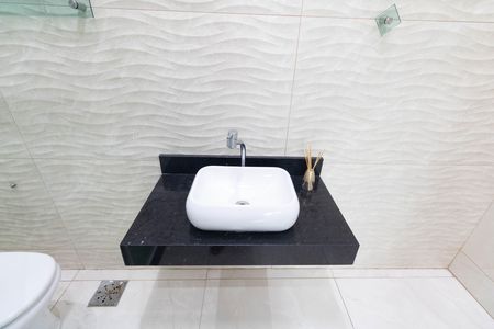 Casa para alugar com 200m², 3 quartos e 1 vagaBanheiro do Quarto 1