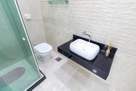 Casa para alugar com 200m², 3 quartos e 1 vagaBanheiro do Quarto 1