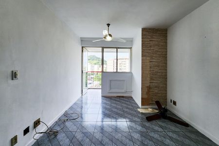 Apartamento para alugar com 75m², 2 quartos e 1 vaga Apartamento para alugar com 75m², 2 quartos e 1 vagaSala