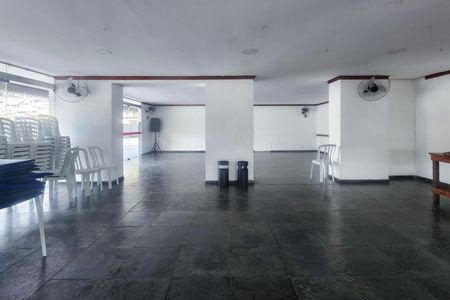 Apartamento para alugar com 75m², 2 quartos e 1 vaga Apartamento para alugar com 75m², 2 quartos e 1 vagaÁrea Comum