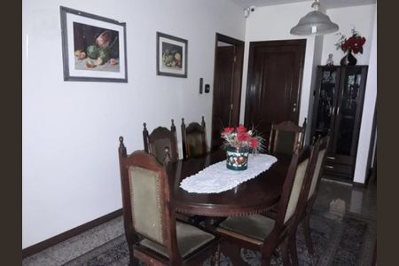 Casa à venda com 5 quartos, 600m² em Vila Amalia (Zona Norte), São Paulo
