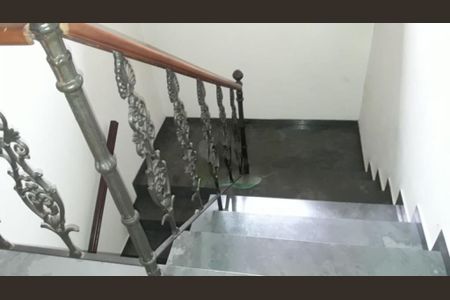 Casa à venda com 5 quartos, 600m² em Vila Amalia (Zona Norte), São Paulo