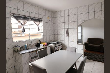 Casa à venda com 288m², 6 quartos e 2 vagas Casa à venda com 288m², 6 quartos e 2 vagasCozinha