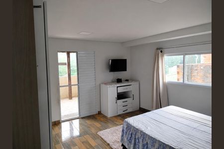 Casa à venda com 288m², 6 quartos e 2 vagas Casa à venda com 288m², 6 quartos e 2 vagasQuarto