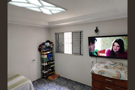 Casa à venda com 288m², 6 quartos e 2 vagas Casa à venda com 288m², 6 quartos e 2 vagasQuarto